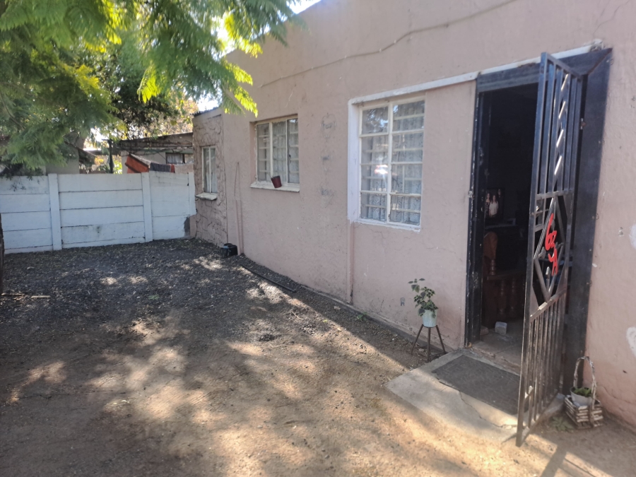 3 Bedroom Property for Sale in Oos Einde North West